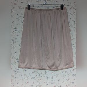 Vassarette Slip L Tan Pink Skirt Layer Feminine Delicate Side Slit